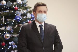 07.12.2021. Kielce. Spotkanie opłatkowe wojewody. Na zdjęciu: Jacek Włosowicz - senator / Wiktor Taszłow / Radio Kielce