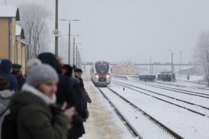 13.12.2021. Końskie. Wizyta wiceministra infrastruktury Grzegorza Witkowskiego / Wiktor Taszłow / Radio Kielce