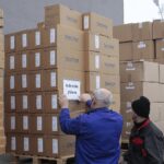 15.12.2021. Kielce. Przekazanie aparatów do tlenowej wentylacji wysokociśnieniowej dla świętokrzyskich szpitali / Wiktor Taszłow / Radio Kielce