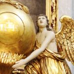 03.07.2021 Święty Krzyż. Ołtarz w kościele / Jarosław Kubalski / Radio Kielce