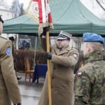 06.12.2021 Kielce Centrum Przygotowań do Misji Zagranicznych. Przejęcie obowiązków komendanta CPdMZ przez pułkownika Adama Włoczewskiego. Na zdjęciu od lewej: ppłk Jarosław Zdanowicz i płk Adam Włoczewski / Jarosław Kubalski / Radio Kielce