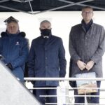 06.12.2021 Kielce Centrum Przygotowań do Misji Zagranicznych. Przejęcie obowiązków komendanta CPdMZ przez pułkownika Adama Włoczewskiego. Na zdjęciu od lewej: wojewoda Zbigniew Koniusz, marszałek Andrzej Bętkowski o prezydent Kielc Bogdan Wenta / Jarosław Kubalski / Radio Kielce