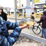 18.12.2021 Kielce. Karp żywy / Jarosław Kubalski / Radio Kielce