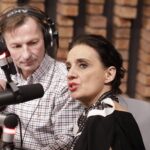 17.12.2021. Radio Kielce. Finał przedświątecznej akcji "Choinka pod choinkę". Paweł Solarz I Magda Sitek - Radio Kielce / Jarosław Kubalski / Radio Kielce