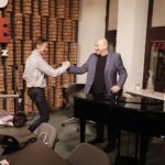 17.12.2021. Radio Kielce.". Paweł Solarz (Radio Kielce) i Włodek Pawlik i / Jarosław Kubalski / Radio Kielce