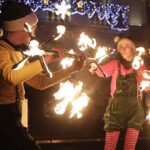 19.12.2021 Kielce Zakończenie jarmarku bożonarodzeniowego. Teatr Ognia Los Fuegos / Jarosław Kubalski / Radio Kielce