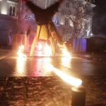 19.12.2021 Kielce Zakończenie jarmarku bożonarodzeniowego. Teatr Ognia Los Fuegos / Jarosław Kubalski / Radio Kielce