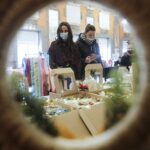 12.12.2021 Kielce. Kiermasz rękodzieła w WDK / Jarosław Kubalski / Radio Kielce