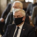 26.11.2021 Kielce. WDK. Odznaczenia i wyróżnienia dla Honorowych Krwiodawców. Na zdjęciu marszałek Andrzej Bętkowski / Jarosław Kubalski / Radio Kielce