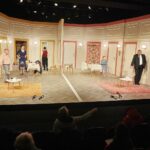 30.11. 2021 Kielce. Teatr im. Stefana Żeromskiego. Próba spektaklu "Prezent urodzinowy" w reżyserii Jerzego Bończaka / Jarosław Kubalski / Radio Kielce