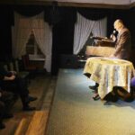 01.11.2021 Kielce. DŚT. Promocja zbioru opowiadań Grzegorza Raka. Za stołem Grzegorz Rak i Ryszard Koziej / Jarosław Kubalski / Radio Kielce