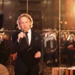 07.12.2021 Kielce. WDK. Wieczór literacki "Piękno stworzenia. Człowiek i wartości w twórczości Świętego Jana Pawła II". Na zdjęciu Marcin Janaszek / Jarosław Kubalski / Radio Kielce