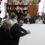 08.12.2021 Wola Jachowa. Fundacja Miśka Zdziśka odwiedziła z zabawkami dom środowiskowy / Jarosław Kubalski / Radio Kielce