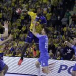 12.12.2021. Kielce. Mecz PGNiG Superligi: Łomża Vive Kielce - Orlen Wisła Płock / Jarosław Kubalski / Radio Kielce