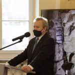 20.12.2021. Warszawa. Podpisanie aneksu do umowy zmieniającej współorganizatora Muzeum Historyczno-Archeologiczne w Ostrowcu Świętokrzyskim. Na zdjęciu: Piotr Gliński - minister kultury i dziedzictwa narodowego20.12.2021. Warszawa. Podpisanie aneksu do umowy zmieniającej współorganizatora Muzeum Historyczno-Archeologiczne w Ostrowcu Świętokrzyskim. Na zdjęciu: Piotr Gliński - minister kultury i dziedzictwa narodowego / Jarosław Kubalski / Radio Kielce