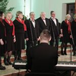 21.12.2021 Domaszowice. Koncert kolęd i pastorałek w kościele. Grupa Artystyczna Golica / Jarosław Kubalski / Radio Kielce