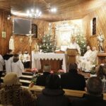 24.12.2021 Mójcza. Pasterka / Jarosław Kubalski / Radio Kielce