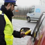31.12.2021 Górno.  Policja. Kontrola drogowa / Jarosław Kubalski / Radio Kielce