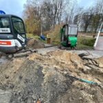 03.12.2021. Kielce. Prace przy oświetleniu nad Silnicą / Wiktor Taszłow / Radio Kielce