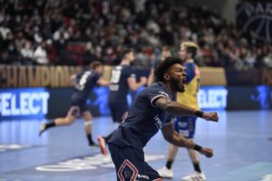 02.12.2021 Paryż. Mecz Ligi Mistrzów: Paris Saint-Germain - Łomża Vive Kielce / PSG Handball/Twitter