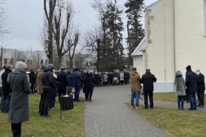 15.12.2021. Ćmielów. Pogrzeb Gustawa Hadyny / Emilia Sitarska / Radio Kielce