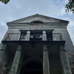 03.10.2021. Oleszno. Dwór należący dawniej do Niemojewskich / Dionizy Krawczyński / Radio Kielce