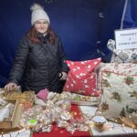 16.12.2021. Ostrowiec Św. Pierwszy dzień kiermaszu świątecznego / Emilia Sitarska / Radio Kielce