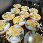 06.12.2021. Ostrowiec Świętokrzyski. Przekazanie miodów dla żołnierzy na polsko-białoruską granicę / Emilia Sitarska / Radio Kielce