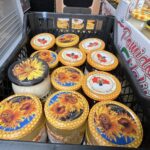 06.12.2021. Ostrowiec Świętokrzyski. Przekazanie miodów dla żołnierzy na polsko-białoruską granicę / Emilia Sitarska / Radio Kielce