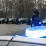 16.12.2021. Kielce. Przekazanie elektrycznych aut świętokrzyskim policjantom / Robert Felczak / Radio Kielce