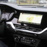 16.12.2021. Kielce. Przekazanie elektrycznych aut świętokrzyskim policjantom / Robert Felczak / Radio Kielce