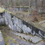 22.11.2021. Kompleks Lasów Cisowskich. Pozostałości tartaku / Jarosław Kubalski / Radio Kielce