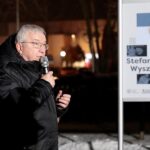 29.12.2021. Starachowice. Wystawa Instytutu Pamięci Narodowej o bł. Prymasie Tysiąclecia. Na zdjęciu poseł Krzysztof Lipiec / Wiktor Taszłow / Radio Kielce