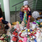 10.12.2016 Nowiny. Kiermasz bożonarodzeniowy / Wojciech Habdas / Radio Kielce