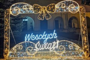 Staszów. Świąteczne iluminacje / Urząd Miasta w Staszowie