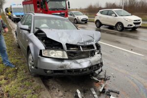 05.01.2022. Kielce. Wypadek na skrzyżowaniu ulicy Jagiellońskiej i Kołłątaja w Kielcach / Wiktor Taszłow / Radio Kielce