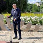 04.07.2021. Kielce. Marsz Pamięci. Na zdjęciu: Bogdan Wenta - prezydent Kielc / Paulina Michta / Radio Kielce