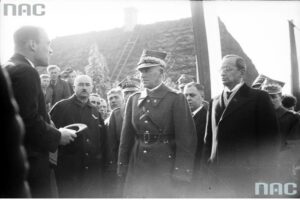 1937 r. Czarnca. Wizyta marszałka Edwarda Rydza-Śmigłego / NAC