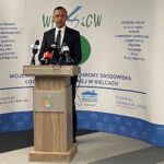 13.01.2022. Kielce. Konferencja w Wojewódzkim Funduszu Ochrony Środowiska i Gospodarki Wodnej w Kielcach. Na zdjęciu: Paweł Mirowski, zastępca prezesa Narodowego Funduszu Ochrony Środowiska i Gospodarki Wodnej / Paulina Michta / Radio Kielce