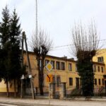 11.01.2022. Staszów. Budynek po dawnej Komendzie Powiatowej Policji / Starostwo Powiatowe w Staszowie