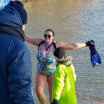 15.01.2022. Sandomierz. Zimowa przeprawa Wisły wpław / Anna Głąb / Radio Kielce