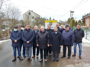 25.01.2022. Oddanie do użytku drogi w Kurzelowie, niedaleko Włoszczowy / Marcin Marszałek / Radio Kielce