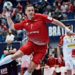 15.01.2022. Słowacja, Bratysława. Mistrzostwa Europy piłkarzy ręcznych: mecz Austria - Polska. Na zdjęciu: Patryk Walczak / PAP/Adam Warżawa