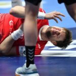 15.01.2022. Słowacja, Bratysława. Mistrzostwa Europy piłkarzy ręcznych: mecz Austria - Polska. Na zdjęciu: Kamil Syprzak / PAP/Adam Warżawa