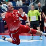 15.01.2022. Słowacja, Bratysława. Mistrzostwa Europy piłkarzy ręcznych: mecz Austria - Polska. Na zdjęciu: Maciej Gębala / PAP/Adam Warżawa