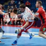 20.01.2022. Bratysława, Słowacja. Mistrzostwa Europy piłkarzy ręcznych. Faza zasadnicza. Mecz grupy II: Polska - Norwegia. Na zdjęciu: Kamil Syprzak / PAP/Adam Warżawa