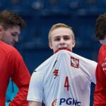 20.01.2022. Bratysława, Słowacja. Mistrzostwa Europy piłkarzy ręcznych. Faza zasadnicza. Mecz grupy II: Polska - Norwegia. Na zdjęciu (od lewej): Michał Olejniczak, Piotr Jędraszczyk i Mateusz Zembrzycki / PAP/Adam Warżawa