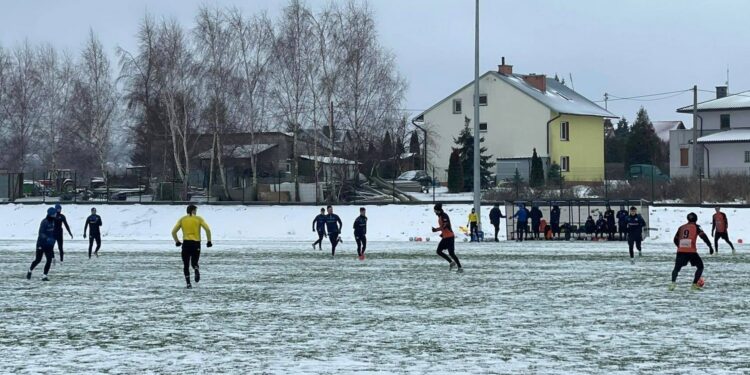 22.01.2022. Słocina. Sparing: Stal Rzeszów - KSZO Ostrowiec Św. / KSZO 1929 Ostrowiec Świętokrzyski / Facebook