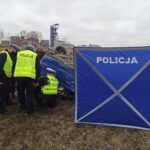 31.01.2022 Droga S86. Dachowanie pojazdu osobowego / Policja Śląska