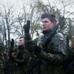 30.01.2022. Sandomierz.  Przysięga i promocje na pierwszy stopień podoficerski żołnierzy 10 ŚBOT / ppor. Daniel Woś / ŚBOT